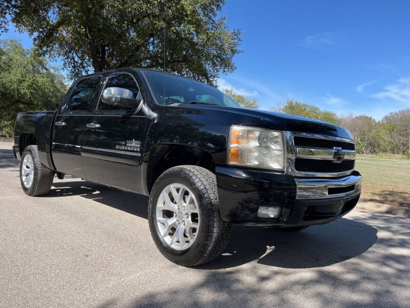 2011 Chevrolet Silverado $895 Down Payment! 1 Hour Sign & Drive!