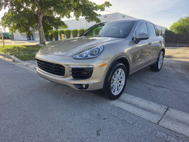 2017 Porsche Cayenne S's photo