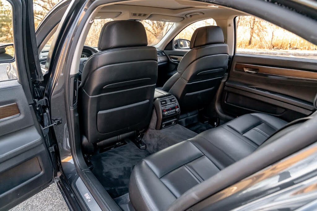 2011 BMW 7 Series 750Li xDrive DEALERS SAY NO! WE SAY $495 DOWN & DRIVE!