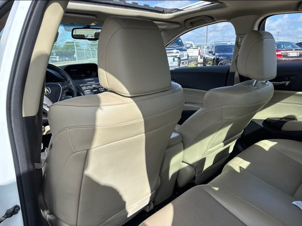 2013 Acura ILX 2.0L FWD with Premium Package $499 DOWN & NO MORE BUSSES OR UBERS!