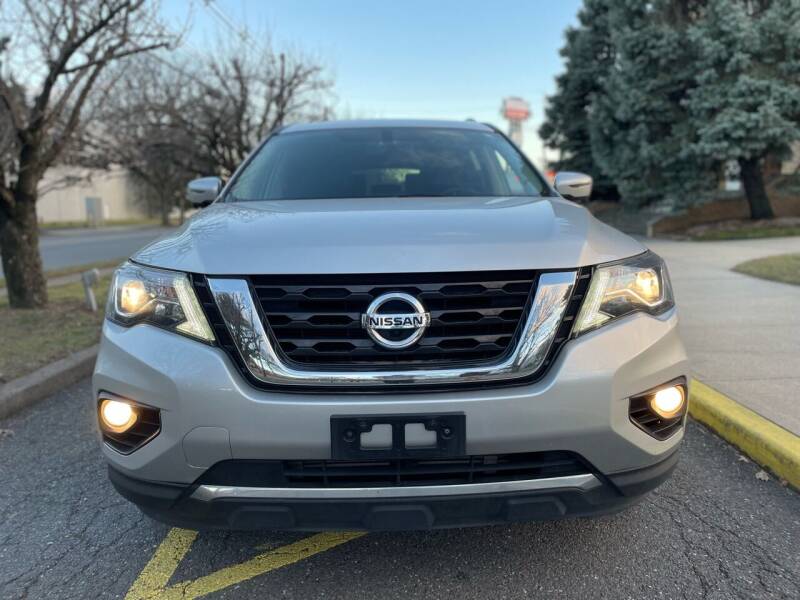 2018 Nissan Pathfinder SL $699 DOWN DRIVE IN AN HOUR