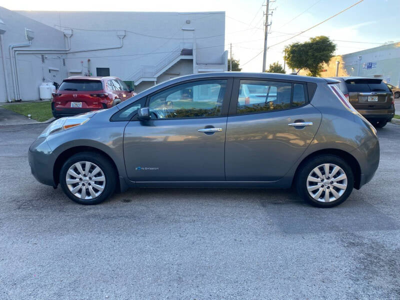 2015 Nissan LEAF S