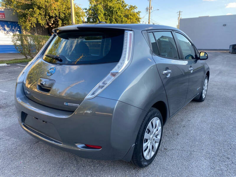 2015 Nissan LEAF S