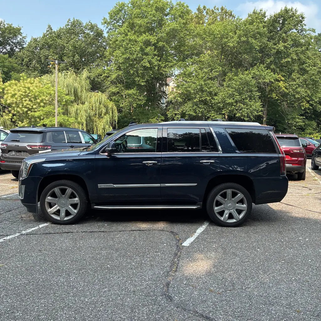 2019 CADILLAC Escalade$1495 DOWN & DRIVE! Work Truck? Uber Black? Or A WEEKEND CAR? YOU DECIDE!