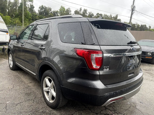 2016 Ford Explorer XLT 4WD  $1050 DOWN & DRIVE IN 1 HOUR!