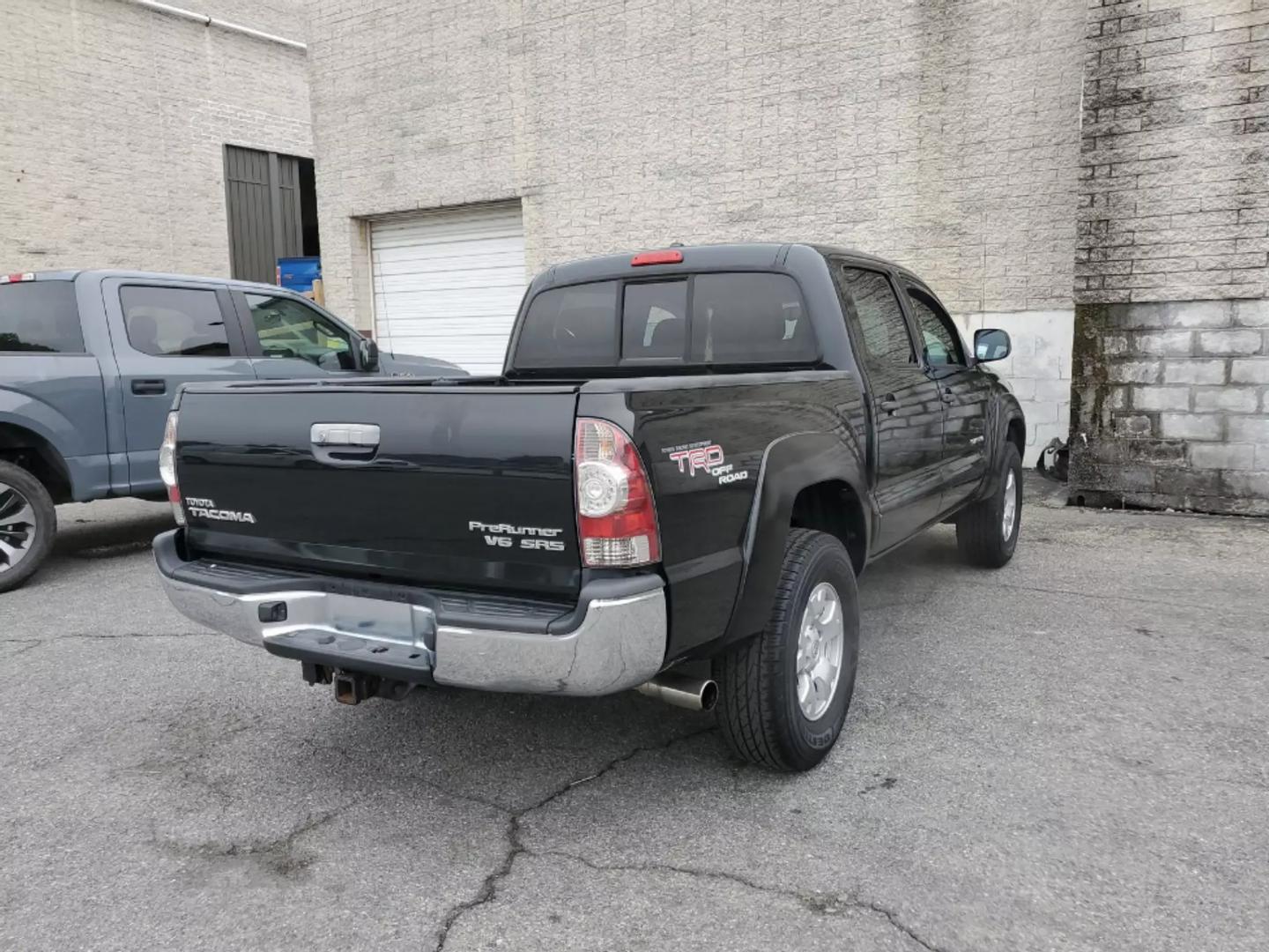 2009 TOYOTA TACOMA DOUBLE CAB $695 DOWN & DRIVE IN 1 HOUR.
